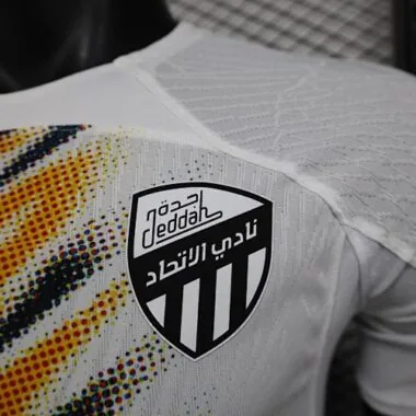 Maglie da calcio Al-Ittihad 24-25, versione da trasferta, per giocatori - Yupoo