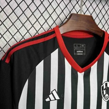 24-25 Cuervos Home Kit