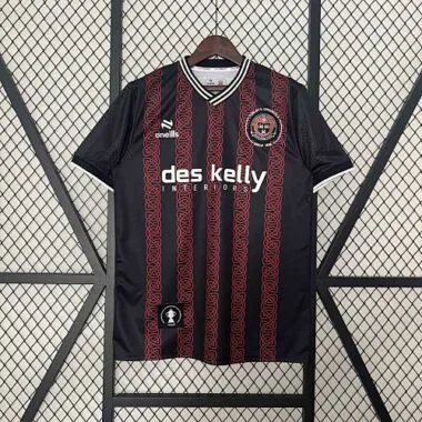 Camiseta local del Bohemian F.C. (24-25)