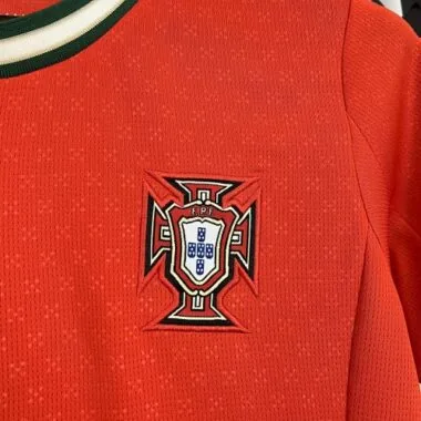 2025 Woman Portugal Home S-XXL