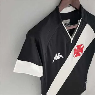 22-23 Vasco da Gama woman home