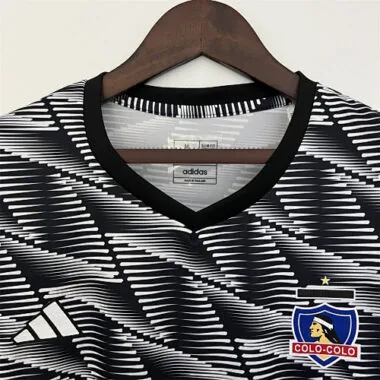 23-24 woman Colo-Colo fourth away
