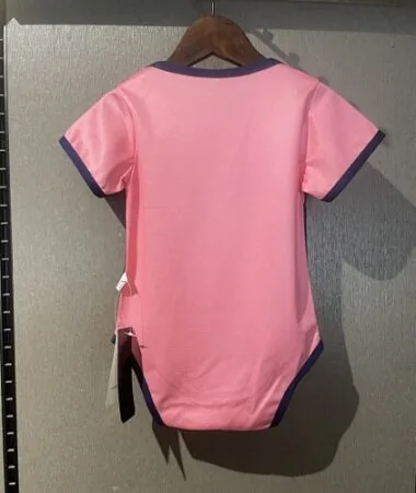 25-26 Real Madrid Pink Baby Uniform Cheap Football Jersey Wholesale Yupoo