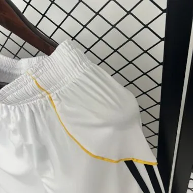 25-26 Shorts Real Madrid Home S-XXL Soccer Jersey