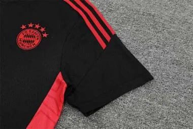22-23 Bayern Munich training suit short sleeve kit red black
