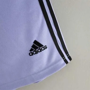 22-23 Real Madrid Shorts away