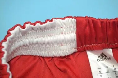 11-12 Pantalones cortos rojos del Real Madrid
