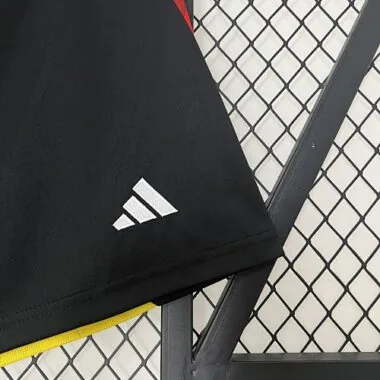 Pantalones cortos de la selección alemana para partidos fuera de casa de la Eurocopa 2024