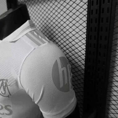 25-26 Player Real Madrid 125th Anniversary Edition Kit Cheap Football Jersey Wholesale Yupoo