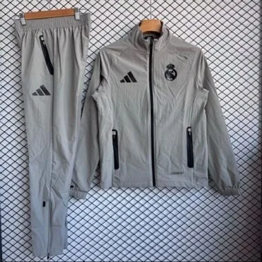 25-26 Real Madrid Windbreaker Jackets With Pants Cheap Football Jersey Wholesale Yupoo
