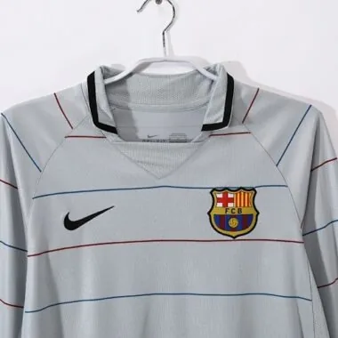 03-04 Retro Barcelona Away Long Sleeve Kit Cheap Football Jersey Wholesale Yupoo
