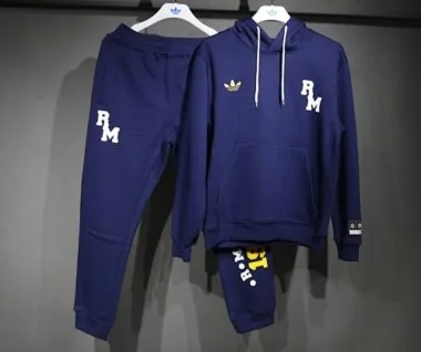 25-26 Real Madrid Hoodie Sweatshirt Tracksuit Cheap Football Jersey Wholesale Yupoo