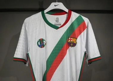 25-26 Players Barcelona x Gucci Special Edition Kit Cheap Football Jersey Wholesale Yupoo