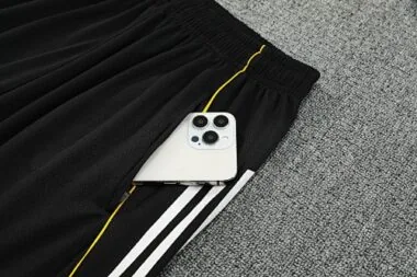 25-26 Real Madrid Sleeveless Training Kits Football Tracksuits Cheap Football Jersey Wholesale Yupoo