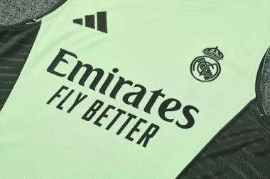 25-26 Real Madrid Sleeveless Training Kits Football Tracksuits Cheap Football Jersey Wholesale Yupoo