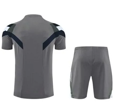 25-26 Real Madrid Training Kits Football Tracksuits Cheap Football Jersey Wholesale Yupoo