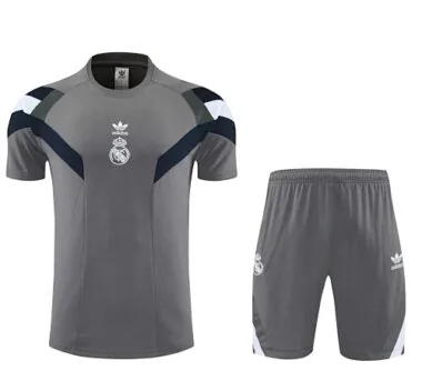 25-26 Real Madrid Training Kits Football Tracksuits Cheap Football Jersey Wholesale Yupoo