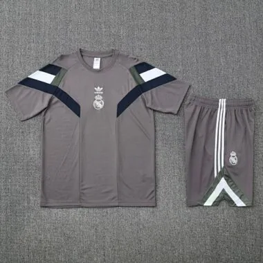 25-26 Real Madrid Training Kits Football Tracksuits Cheap Football Jersey Wholesale Yupoo