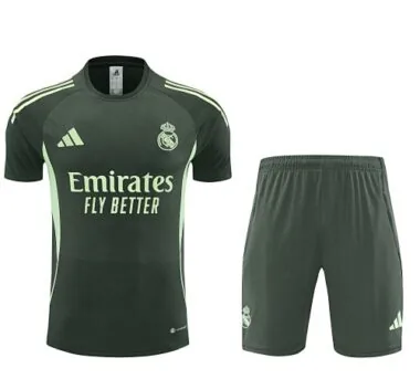 25-26 Real Madrid Training Kits Football Tracksuits Cheap Football Jersey Wholesale Yupoo