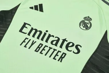 25-26 Real Madrid Training Kits Football Tracksuits Cheap Football Jersey Wholesale Yupoo