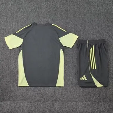 25-26 Real Madrid Grey&Green Training Kits Football Tracksuits Cheap Football Jersey Wholesale Yupoo