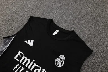 25-26 Real Madrid Black Training Kits Football Vest Suits Cheap Football Jersey Wholesale Yupoo