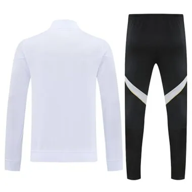 25-26 Real Madrid Jacket Tracksuit Kit S-2XL Cheap Football Jersey Wholesale Yupoo