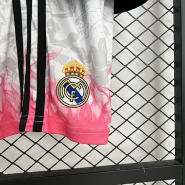 25-26 Kids Real Madrid Special Edition Kit Cheap Football Jersey Wholesale Yupoo