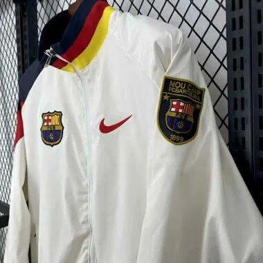 25-26 Barcelona Windbreaker Jacket Kit S-3XL Cheap Football Jersey Wholesale Yupoo