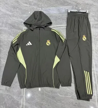 25-26 Real Madrid Windbreaker Jacket Kit Cheap Football Jersey Wholesale Yupoo