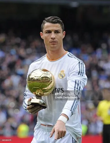 13-14 Retro Player Real Madrid Home Kit Long Sleeve Cheap Football Jersey Wholesale Yupoo