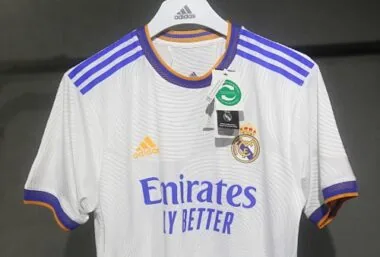 21-22 Retro Player Real Madrid Home Kit Cheap Football Jersey Wholesale Yupoo