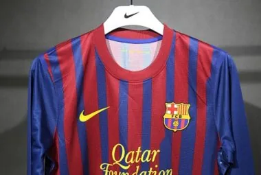 11-12 Retro Player Barcelona Home Kit Long Sleeve Cheap Football Jersey Wholesale Yupoo
