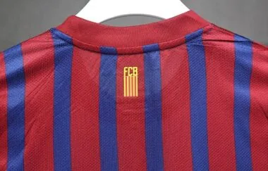 11-12 Retro Player Barcelona Home Kit Long Sleeve Cheap Football Jersey Wholesale Yupoo
