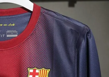 12-13 Retro Player Barcelona Home Kit Long Sleeve Cheap Football Jersey Wholesale Yupoo
