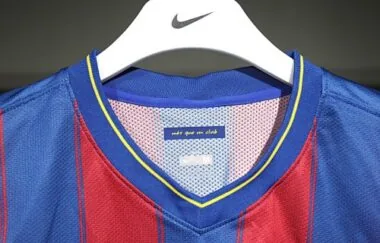 09-10 Retro Player Barcelona Home Kit Cheap Football Jersey Wholesale Yupoo