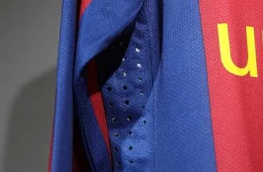 10-11 Retro Player Barcelona Home Kit Long Sleeve Cheap Football Jersey Wholesale Yupoo