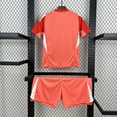 25-26 Real Madrid Orange Goalkeeper Kid Kits Cheap Football Jersey Wholesale Yupoo