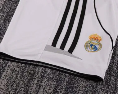 06-07 Retro Kids Real Madrid Home Kit