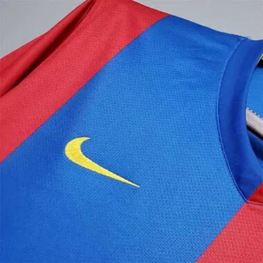 06-07 Barcelona home long sleeve
