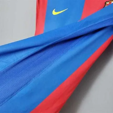 06-07 Barcelona home long sleeve