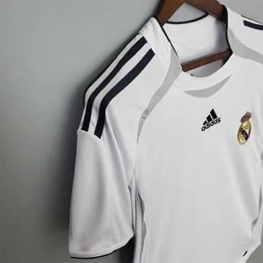21-22 Real Madrid white （06-07 Template）