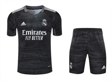 21-22 Real Madrid black goalkeeper