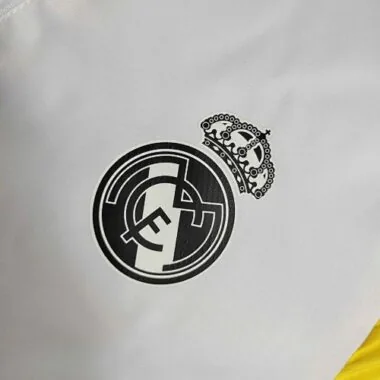 23-24 Real Madrid White Windbreaker New Jackets