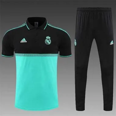 Polo del Real Madrid en verde fluorescente