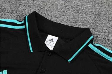 Polo del Real Madrid en verde fluorescente