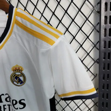 23-24 Real Madrid home kids kit