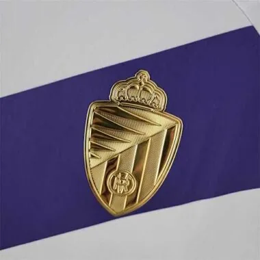 22-23 Valladolid third away