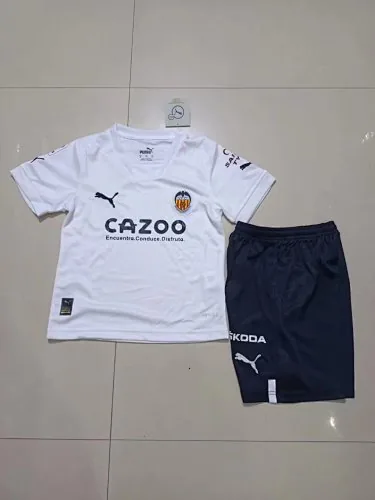 22-23 Valencia home kids kit