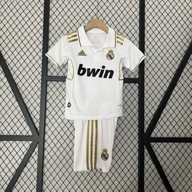 11-12 Real Madrid Home Retro Kids Kit Size16-28